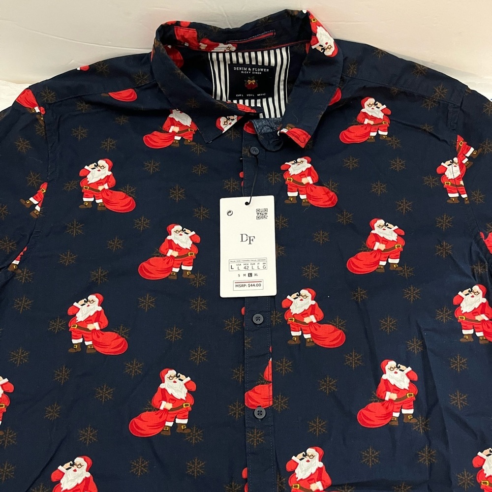 Christmas Santa Short Sleeve Button Up Dress Shirt size Men's Large